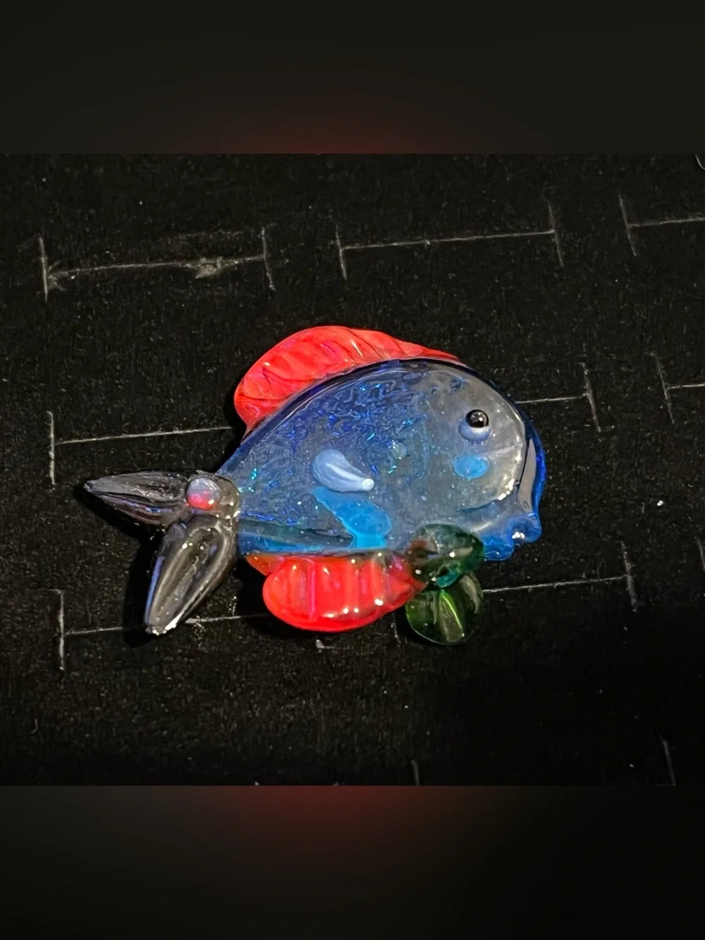 Blue & Red Glass Fish Ornament - Decorative Aquarium Accent